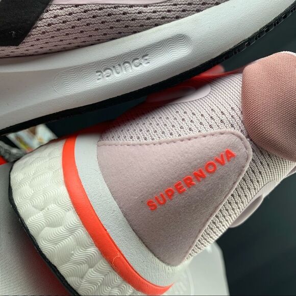 Adidas Supernova Boost Runners Womens 6.5 / 7.5 - Picture 11 of 14